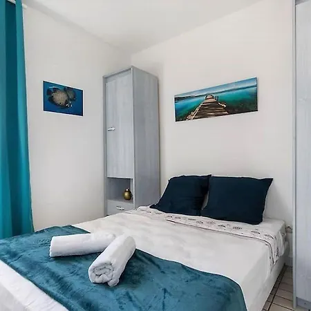 097 Indes Galantes B392 Apartamento